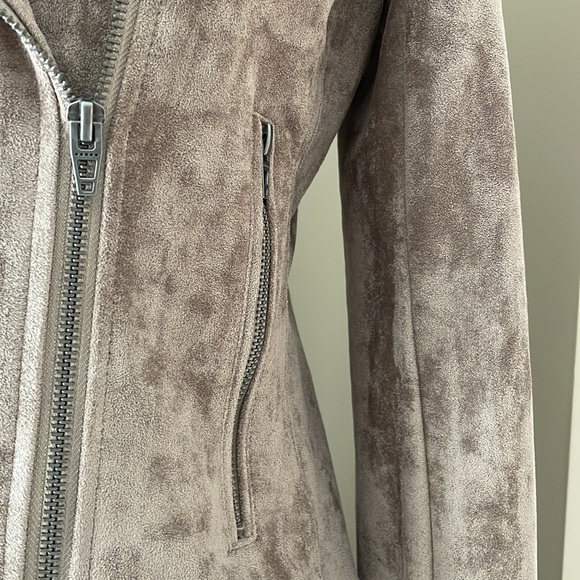 🔥NWT! Blank NYC faux suede tan moto jacket - Picture 3 of 12